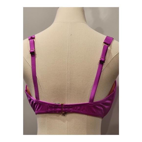 NWOT Victoria Secret Bombshell Add-2-Cups Swimsuit Push-up Top - Picture 8 of 8